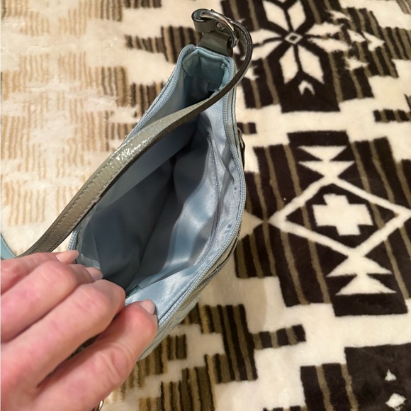 Coach Elegant Blue Shoulder Bag - Picture 5 of 8